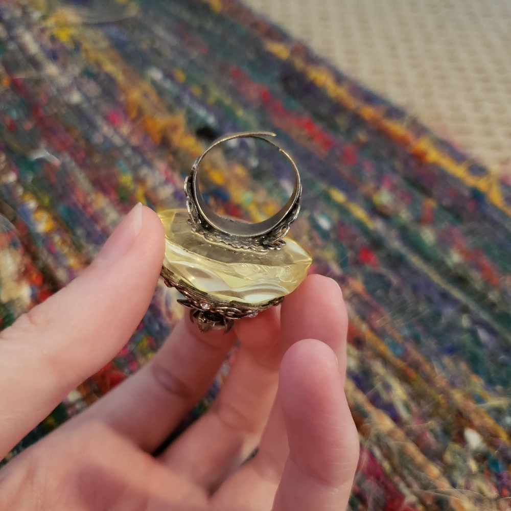 Statement Ring - Picture 7 of 8